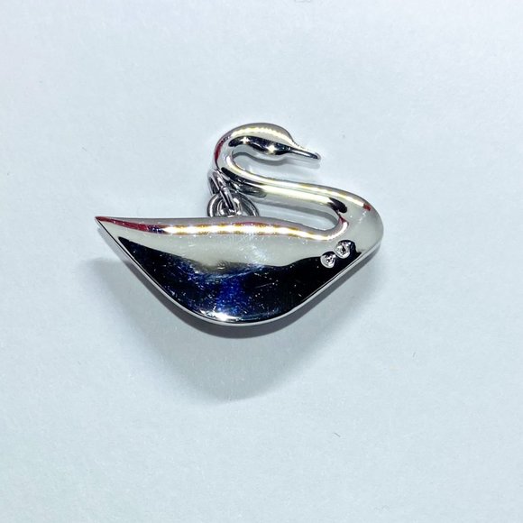 Genuine Swarovski Classic Iconic Swan Pendant With Pearls *No Chain/Pendant Only - Picture 3 of 5